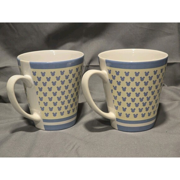 Set Of 2 Chef Mickey Mugs Pale Yellow & Blue - Picture 3 of 10